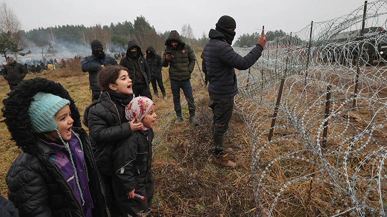 Μεταναστευτική κρίση: Η Πολωνία παρατείνει την απαγόρευση της πρόσβασης στα σύνορα Μεταναστευτική κρίση: Η Πολωνία παρατείνει την απαγόρευση της πρόσβασης στα σύνορα