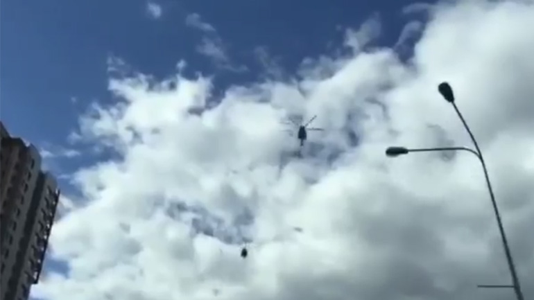 Ο λόγος που δεν πρέπει να τραβάς βίντεο την ώρα που οδηγείς