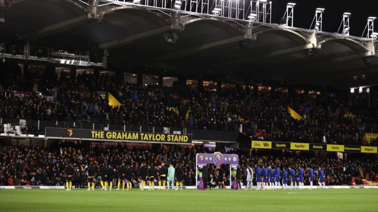 Διακοπή στο παιχνίδι Γουότφορντ-Τσέλσι μετά από κατάρρευση φιλάθλου στις εξέδρες