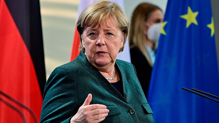 Deutsche Welle: Προς υποχρεωτικό εμβολιασμό η Γερμανία