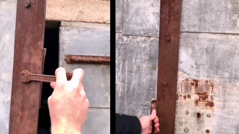 Πόρτα με μυστική κλειδαριά