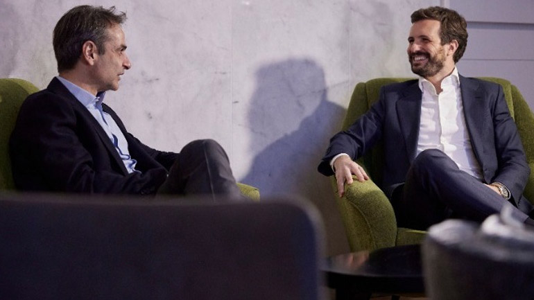 Δείπνο Μητσοτάκη με τον πρόεδρο του ισπανικού Λαϊκού Κόμματος