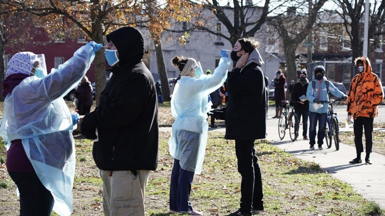 ΗΠΑ: Εντοπίστηκαν περιστατικά της «Όμικρον» σε άλλες έξι πολιτείες