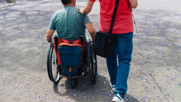 Διαδρομές πολιτιστικού και τουριστικού ενδιαφέροντος, στην Αθήνα, με πρόσβαση για ανθρώπους με κινητική ή οπτική αναπηρία