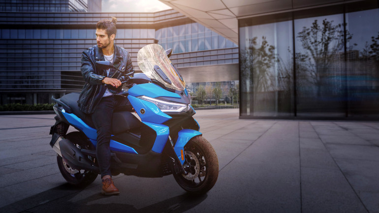 Η Voge παρουσίασε scooter με ενσωματωμένη κάμερα