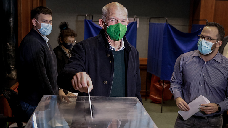 Γ. Παπανδρέου: Σήμερα ανατέλλει και πάλι ο πράσινος ήλιος Γ. Παπανδρέου: Σήμερα ανατέλλει και πάλι ο πράσινος ήλιος