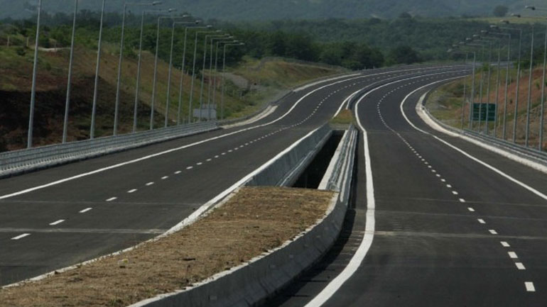 Αποκαταστάθηκε η κυκλοφορία στο τμήμα της Εγνατίας Οδού που είχε διακοπεί λόγω πυρκαγιάς σε φορτηγό