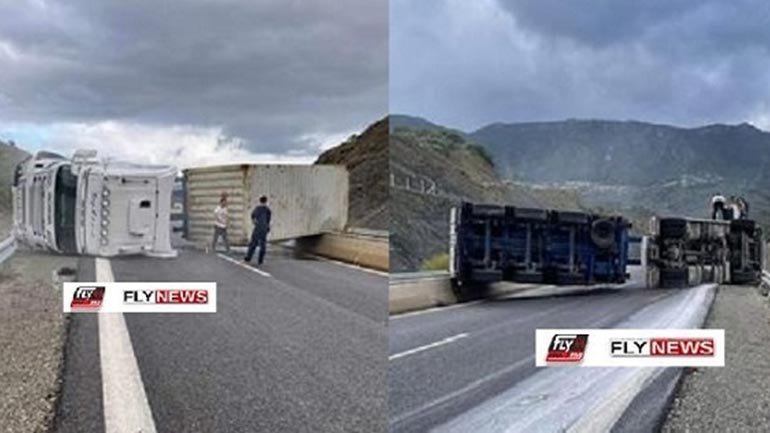 Αρκαδία: Τούμπαρε νταλίκα στην Ε.Ο. Αγίου Κωνσταντίνου προς Μεγαλόπολη