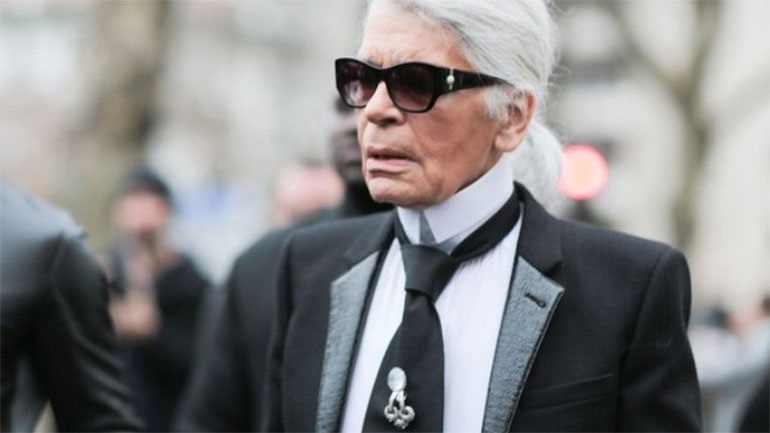 Ο Karl Lagerfeld έλαβε το γερμανικό βραβείο μόδας από την PETA