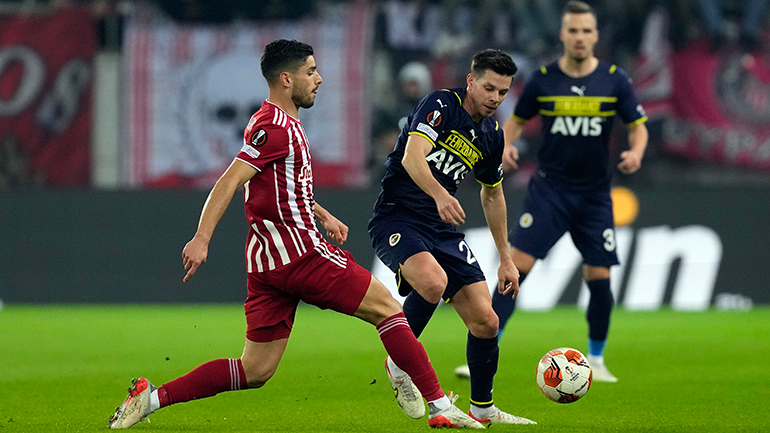 Τα σενάρια για Ολυμπιακό και ΠΑΟΚ στην τελευταία αγωνιστική των ομίλων Τα σενάρια για Ολυμπιακό και ΠΑΟΚ στην τελευταία αγωνιστική των ομίλων