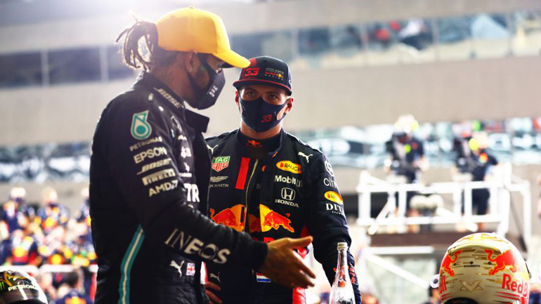 Στα μαχαίρια οι δύο διεκδικητές του τίτλου- Με κομμένη την ανάσα όλοι «ψάχνουν» τον αυριανό πρωταθλητή