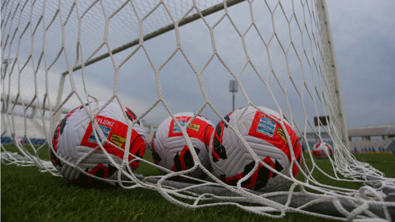 Super League: Δοκιμάζεται στην Τρίπολη η ΑΕΚ