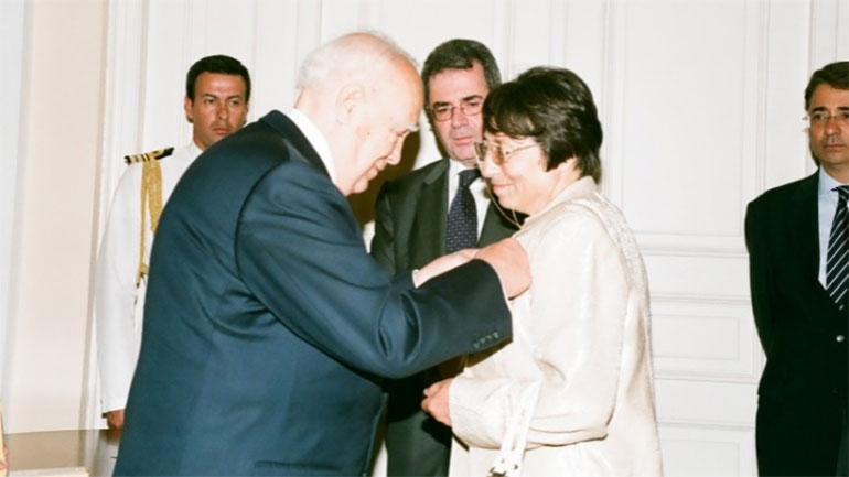 Τριάντα χρόνια, ο εκδοτικός οίκος «Ομόνοια» και η Έλενα Λαζάρ προβάλλουν τον ελληνικό πολιτισμό στη Ρουμανία