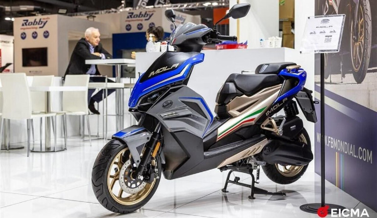 Το ιταλικό scooter το είδαμε πρώτη φορά στην EICMA 2021.