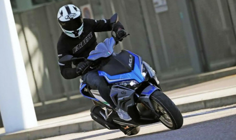 Φτιαγμένο για σπορ οδήγηση με έντονο το DNA της φίρμας.