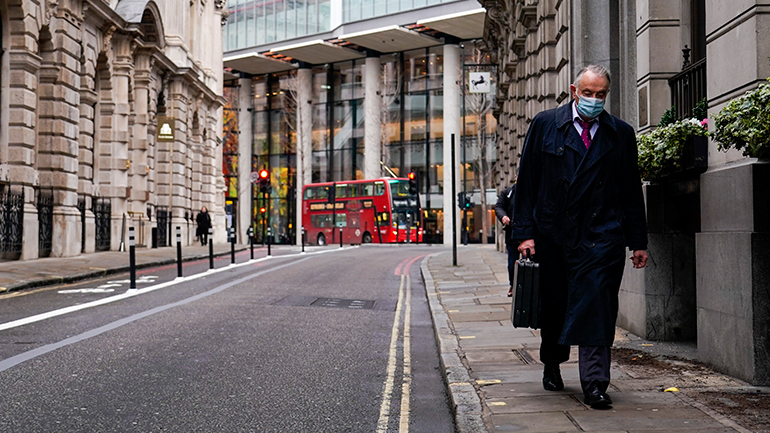 Πρώτος θάνατος στη Βρετανία από τη μετάλλαξη Όμικρον Πρώτος θάνατος στη Βρετανία από τη μετάλλαξη Όμικρον