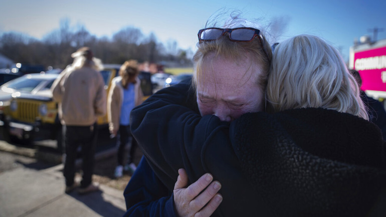 ΗΠΑ: Σε κατάσταση μείζονος καταστροφής κηρύσσει την πολιτεία Κεντάκι ο Τζο Μπάιντεν