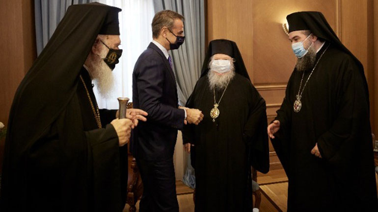 Κ. Μητσοτάκης στη ΔΙΣ: Ζήτησε την αύξηση του εμβολιασμού και την τήρηση των μέτρων από τους ιεράρχες