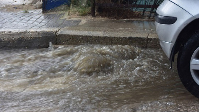 Άστατος παραμένει ο καιρός σήμερα Άστατος παραμένει ο καιρός σήμερα