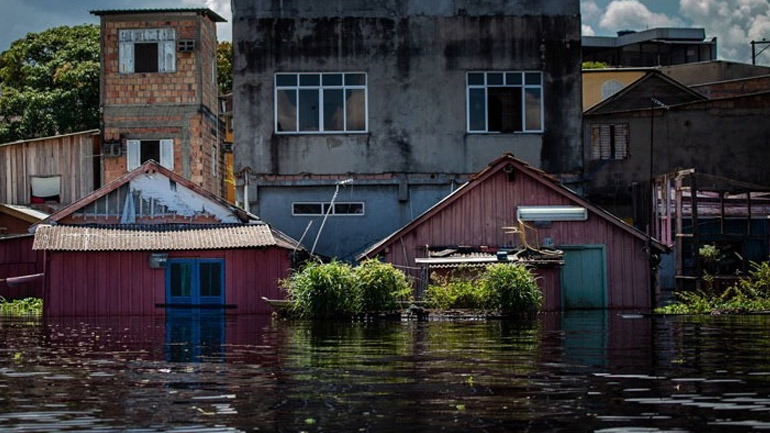 Βραζιλία: Δέκα νεκροί και 20.000 εκτοπισμένοι εξαιτίας των πλημμυρών στην πολιτεία Μπαΐα