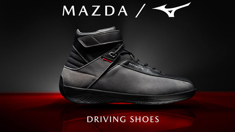 Η Mazda έφτιαξε το ιδανικό παπούτσι για οδήγηση και περπάτημα