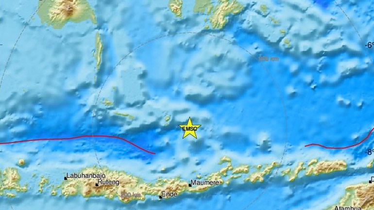 Ινδονησία: Ήρθη η προειδοποίηση για τσουνάμι μετά τον ισχυρό σεισμό