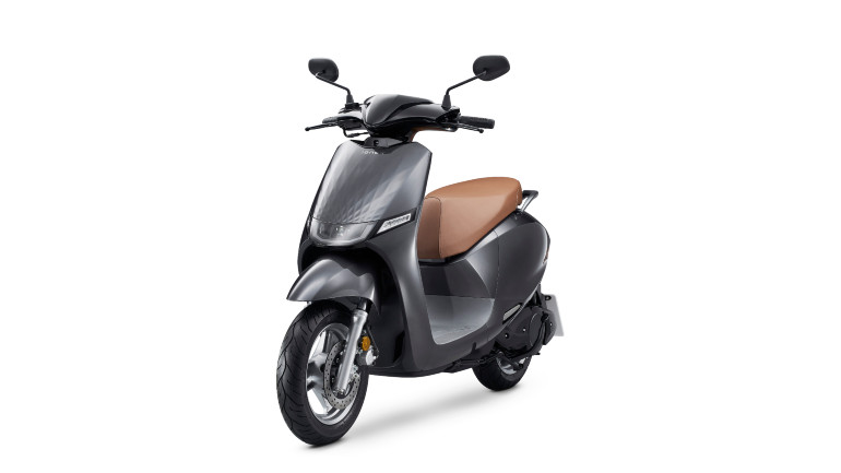 Για τις μικρομετακινήσεις η Kymco προσφέρει το iOne.
