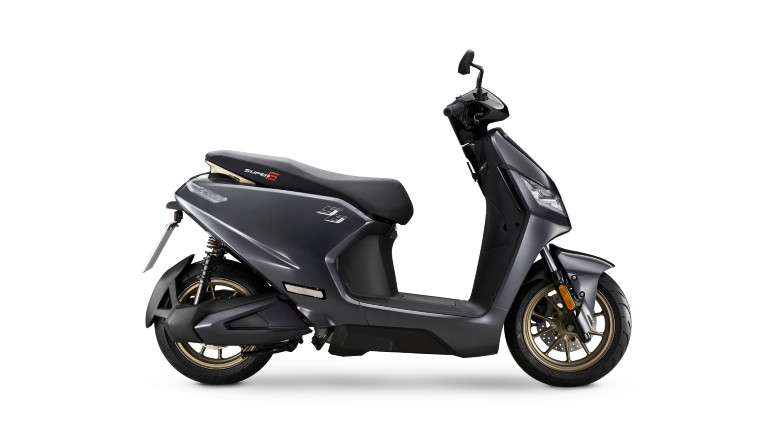 Το Super 6 είναι όμορφη και αποδοτική πρόταση για τις καθημερινές μετακινήσεις.