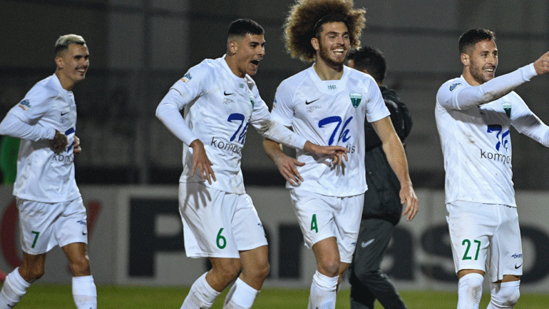 Super League 2 (B’ όμιλος): Προελαύνει ο Λεβαδειακός, πέρασε νικηφόρα από τα Χανιά η Καλαμάτα