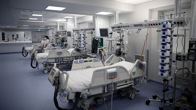 Αυξάνεται η θνησιμότητα των διασωληνωμένων εκτός ΜΕΘ – Τεράστιο το πρόβλημα σε Μονάδες εκτός Αττικής