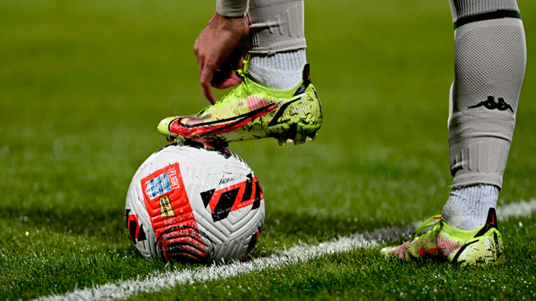 Super League: Τα βλέμματα σε Νίκαια και Ηράκλειο