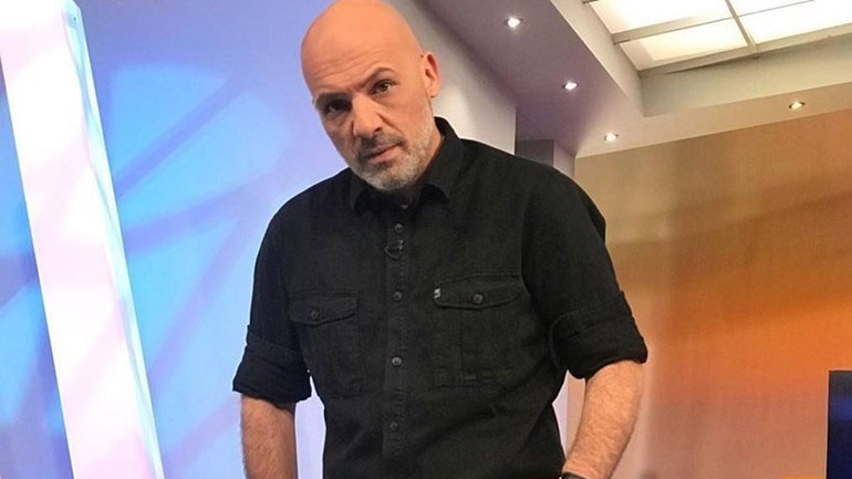 Νίκος Μουτσινάς για την απόκτηση παιδιού: «Δεν θα το κάνω για να αποδείξω ότι μπορεί και ένας gay να έχει παιδί»