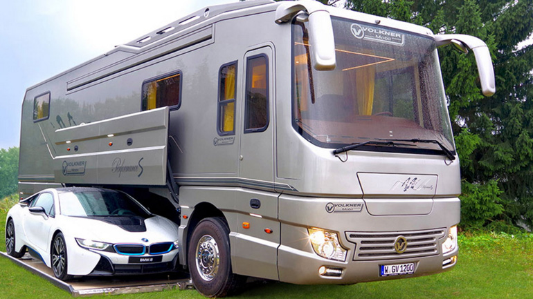 Το τροχόσπιτο των 1,6 εκατ. ευρώ όπου ντρέπεσαι να μπεις