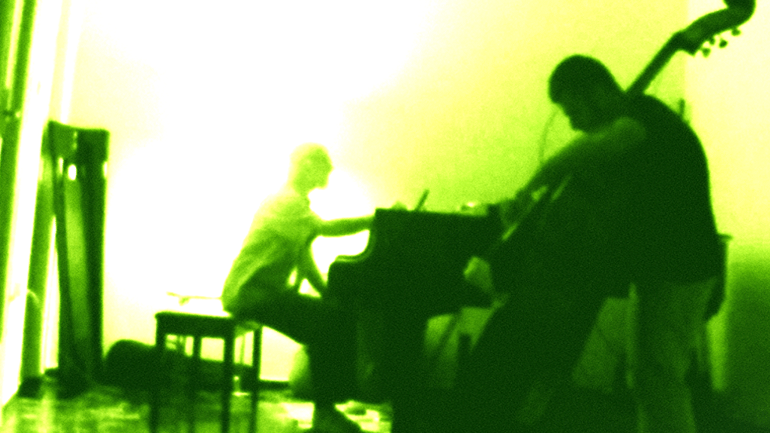 «Ο δρόμος για το Αμαρίλλο» μία παράσταση μουσικής και ποίησης στο θέατρο Φούρνος