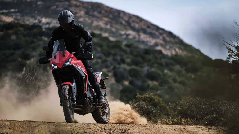 Το νέο Moto Morini X-Cape χρησιμοποιεί μπροστινό σύστημα της Marzocchi.