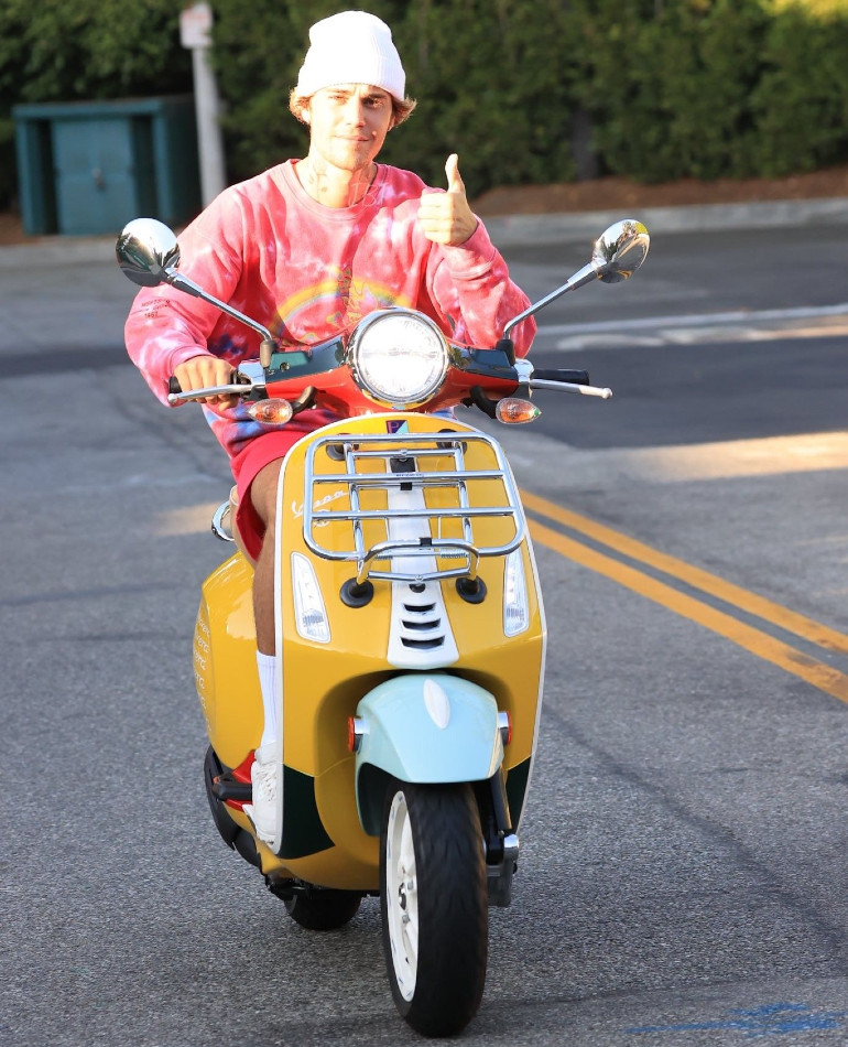 Πρόκειται για έναν από τους πλουσιότερους καλλιτέχνες στον κόσμο. 