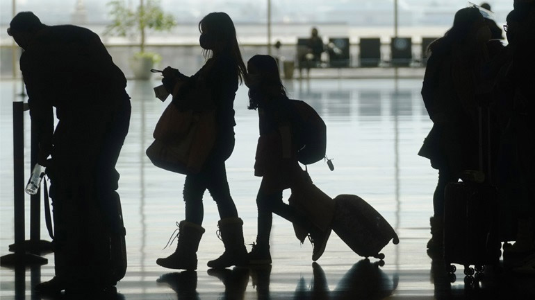 Η Γερμανία κατατάσσει Γαλλία και Δανία στις περιοχές «υψηλού κινδύνου» λόγω των λοιμώξεων