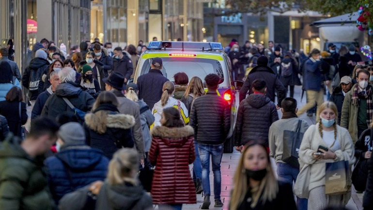 Ινστιτούτο «Ρόμπερτ Κοχ»:Το πέμπτο κύμα της πανδημίας θα είναι της παραλλαγής Όμικρον
