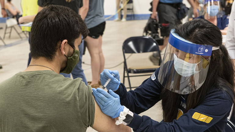 ΗΠΑ: Το Εφετείο του Οχάιο επανέφερε τον υποχρεωτικό εμβολιασμό των εργαζομένων