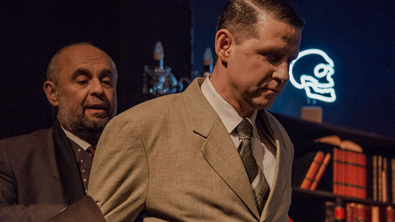 «Σλουθ» με τον Σωτήρη Χατζάκη και τον Δημήτρη Μυλωνά στο «Από Μηχανής» Θέατρο