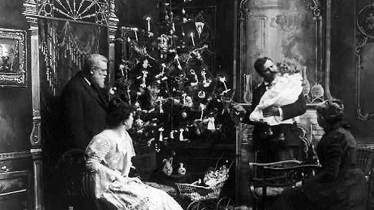 Η ιστορία του Χριστουγεννιάτικου Δέντρου