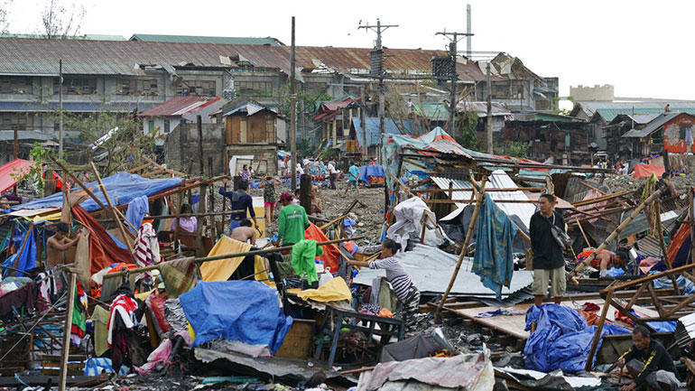 Φιλιππίνες: Στους 75 οι νεκροί από το πέρασμα του τυφώνα Ράι Φιλιππίνες: Στους 75 οι νεκροί από το πέρασμα του τυφώνα Ράι