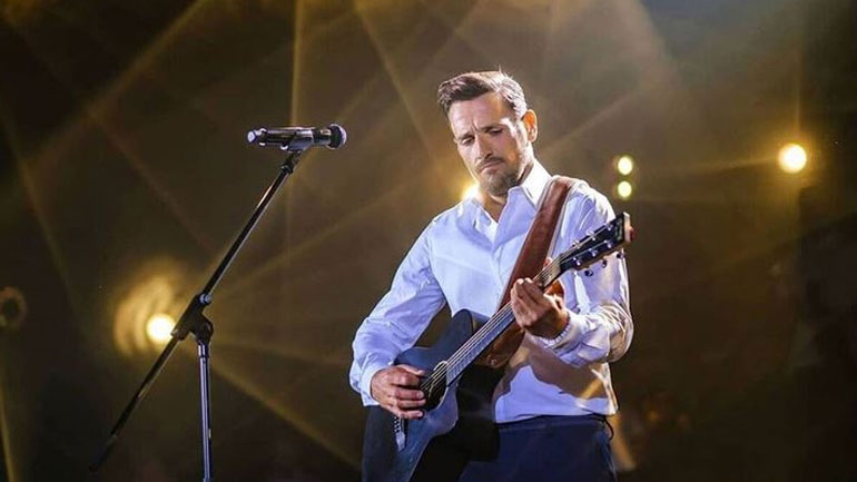 O Νίκος Βέρτης μιλάει για τα συμπτώματα που αντιμετωπίζει μετά τη διάγνωση με κορωνοϊό