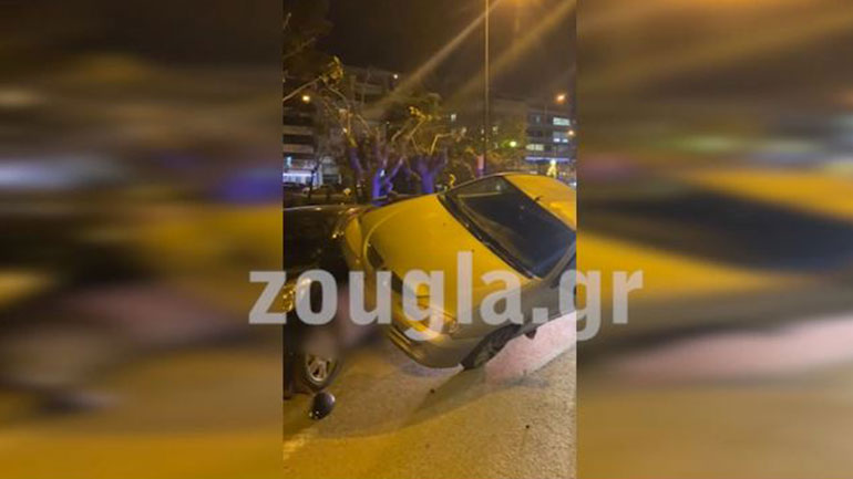 Παράξενο ατύχημα στη Μιχαλακοπούλου – Δείτε το βίντεο