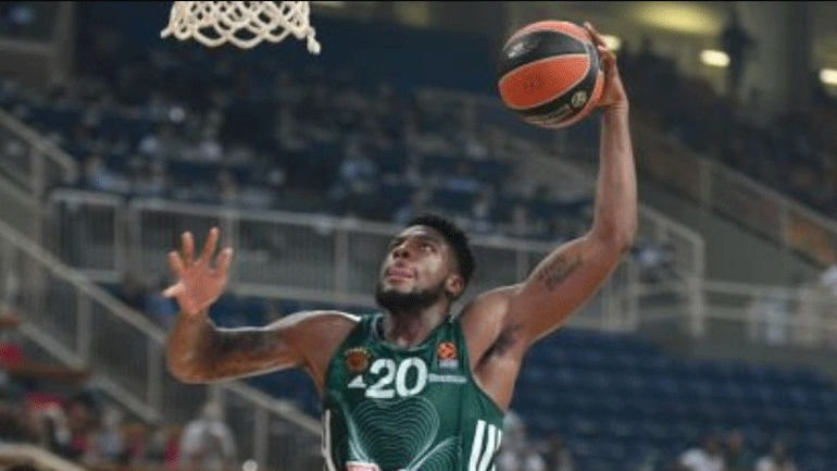 Παναθηναϊκός: Ζήτησε να αποδεσμευτεί ο Φλόιντ, «οδεύει» προς Φενερμπαχτσέ