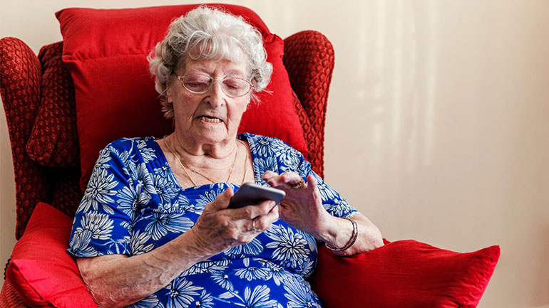 Vodafone Connected Living: Νέο πιλοτικό πρόγραμμα με τον Δήμο Τρικκαίων για εξ αποστάσεως επίβλεψη ατόμων που χρήζουν φροντίδας