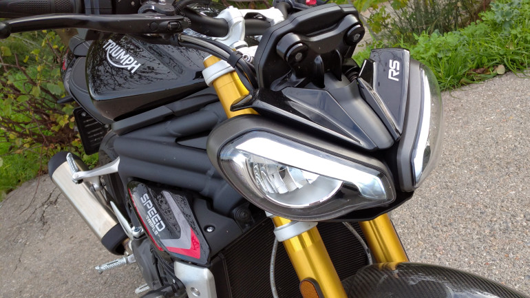 LED προβολείς, χαρακτηριστικοί της σειράς Speed Triple.