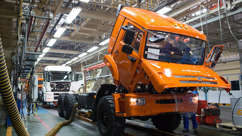 Η ρωσική Kamaz θα βάλει φυλακισμένους να δουλεύουν στα εργοστάσιά της