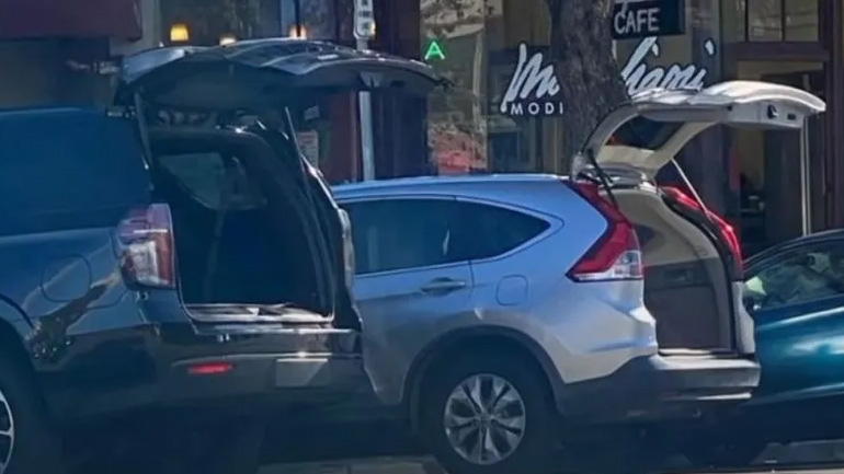 Αφήνουν το πορτμπαγκάζ ανοικτό για να μη σπάσουν τζάμι οι ληστές