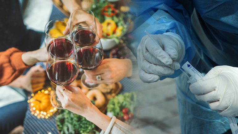 Με rapid test για όλους το ρεβεγιόν της Πρωτοχρονιάς